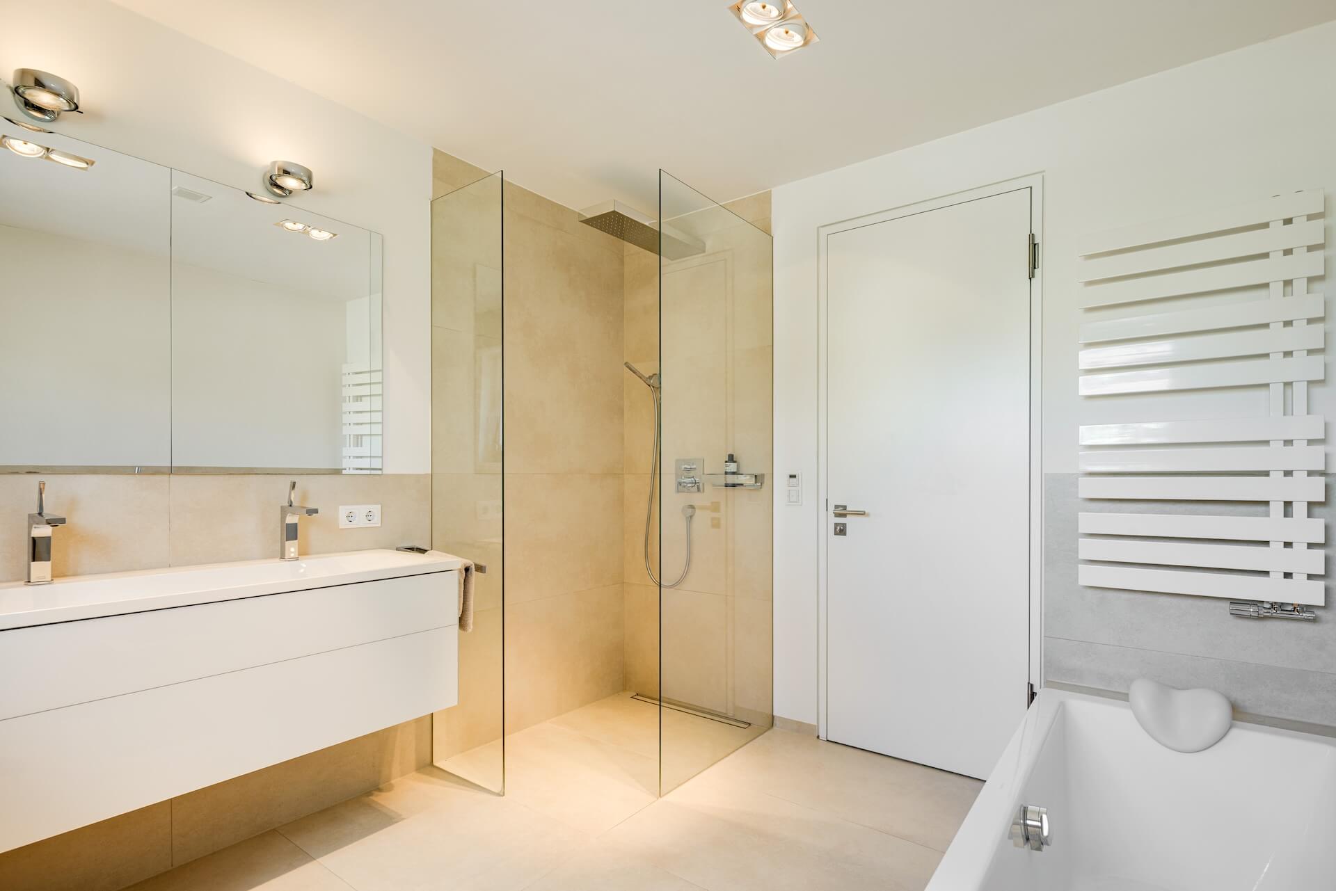 Badezimmer erste Wohnebene