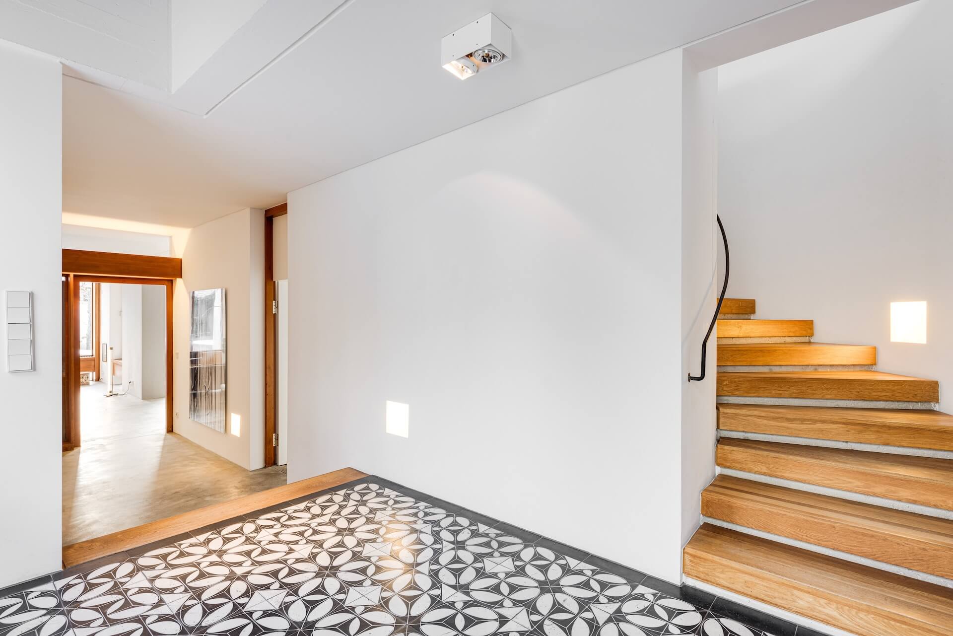 Treppe zum Obergeschoss