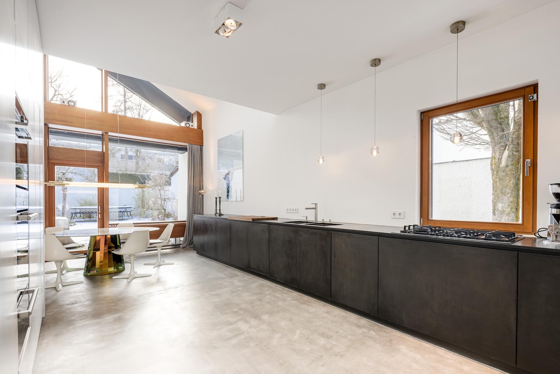 Offene Küche mit Essbereich