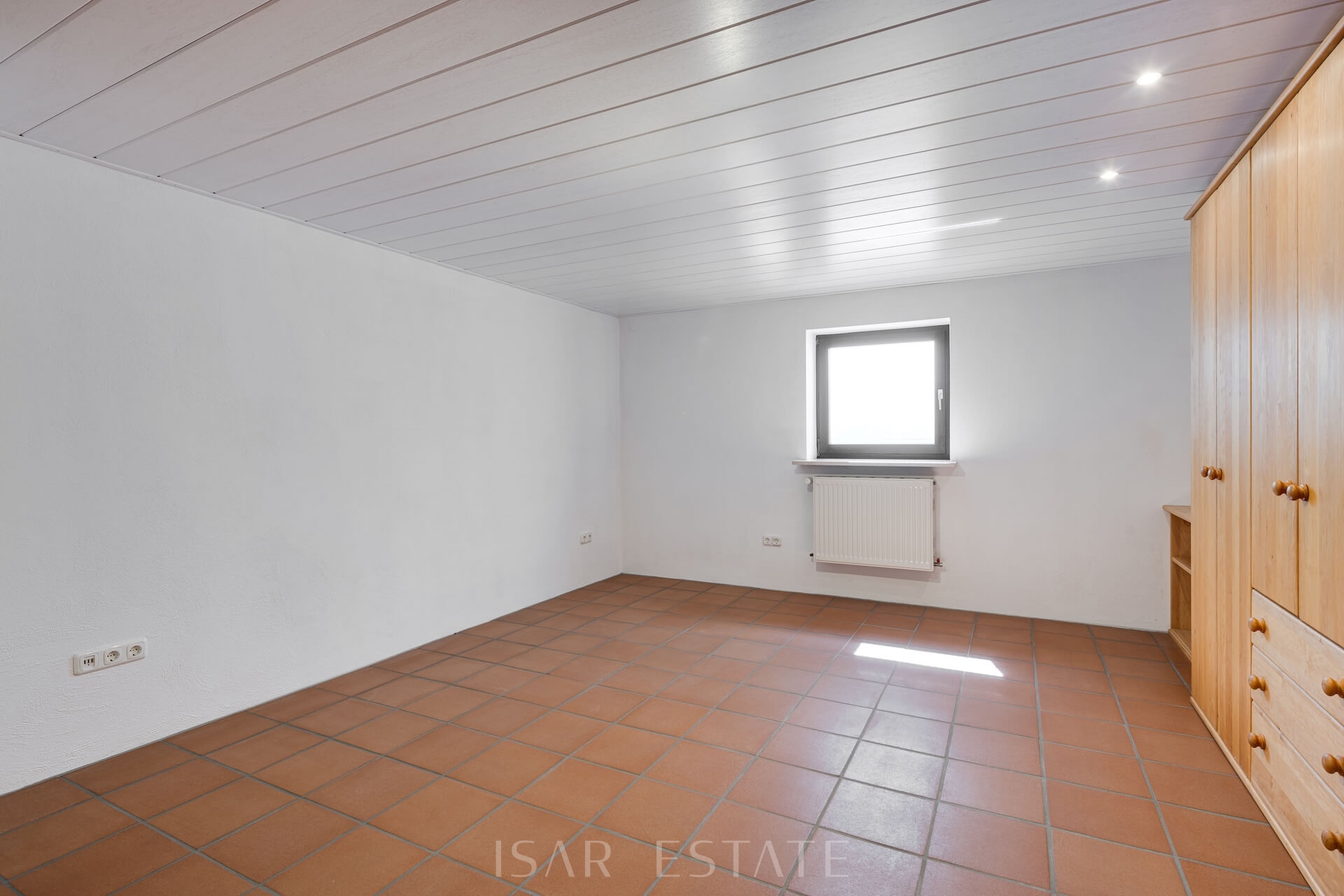 Großes Zimmer Untergeschoss