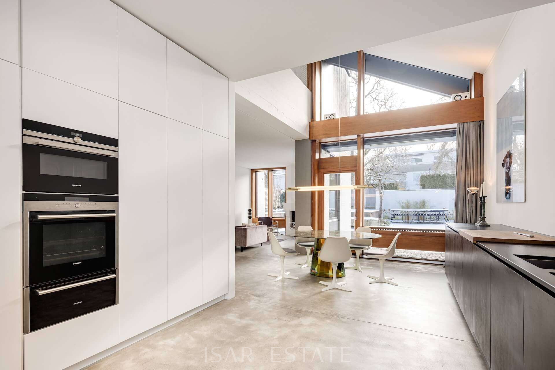 Offene Küche mit Essbereich