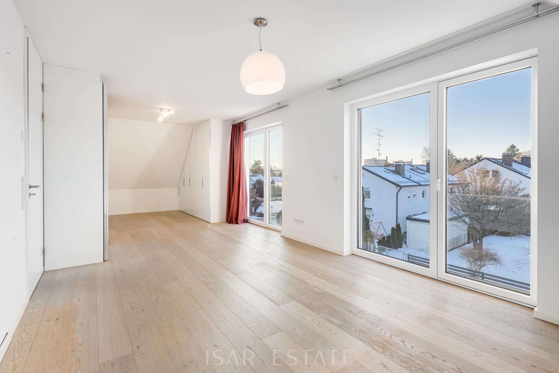 Master-Bedroom mit Ankleide