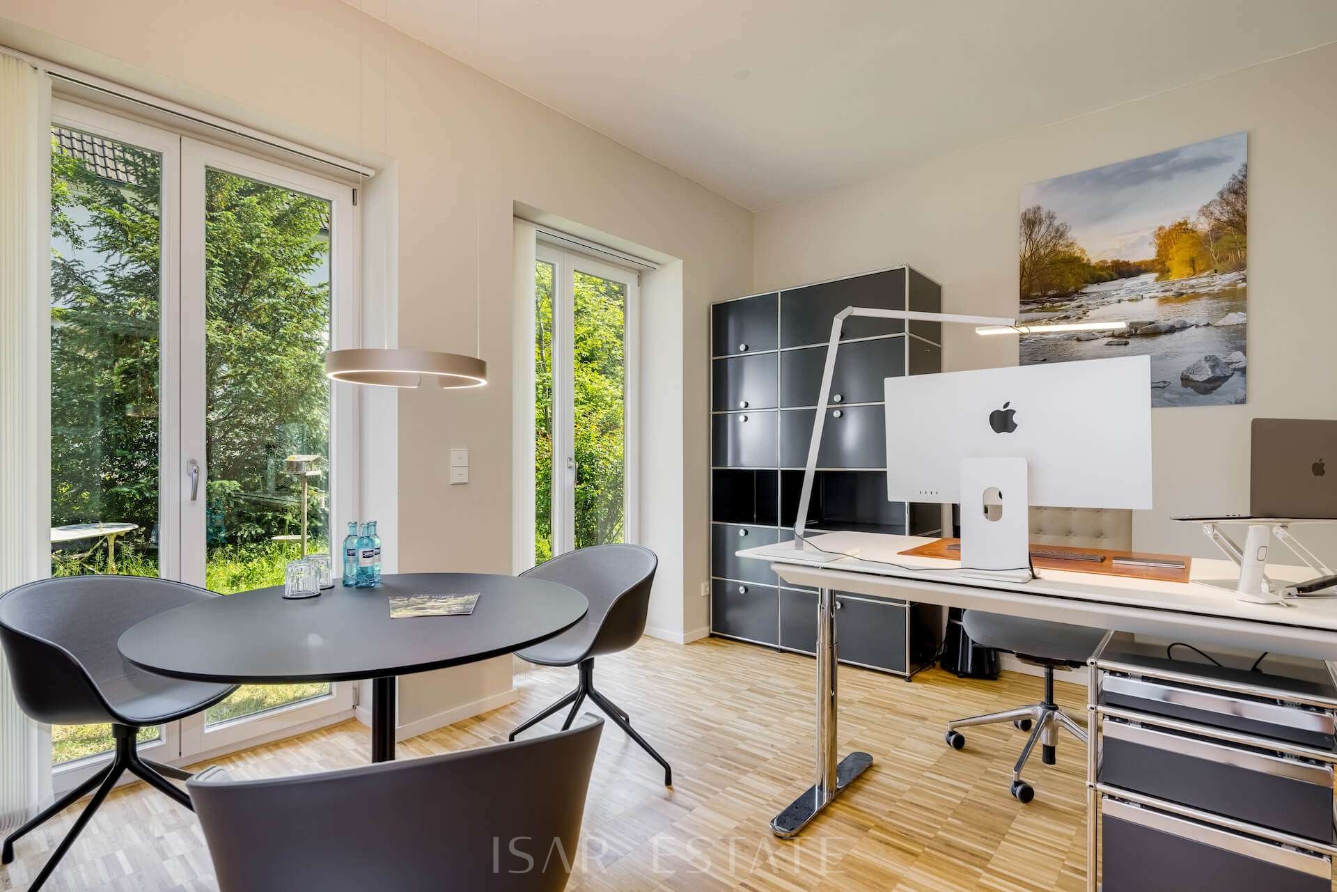 Hinterer Raum mit Blick auf den Garten