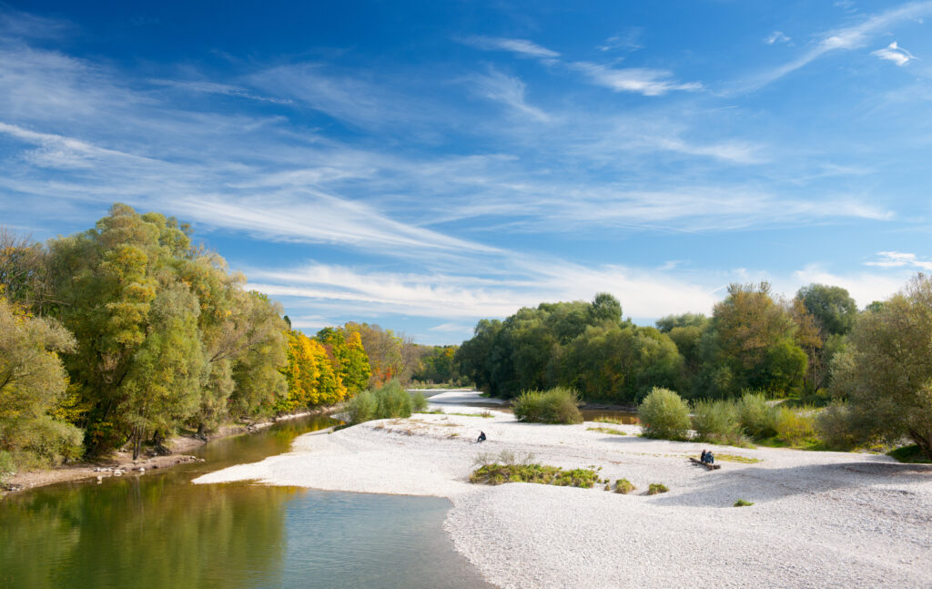 Rotsteinufer an der Isar nahe Sendling
